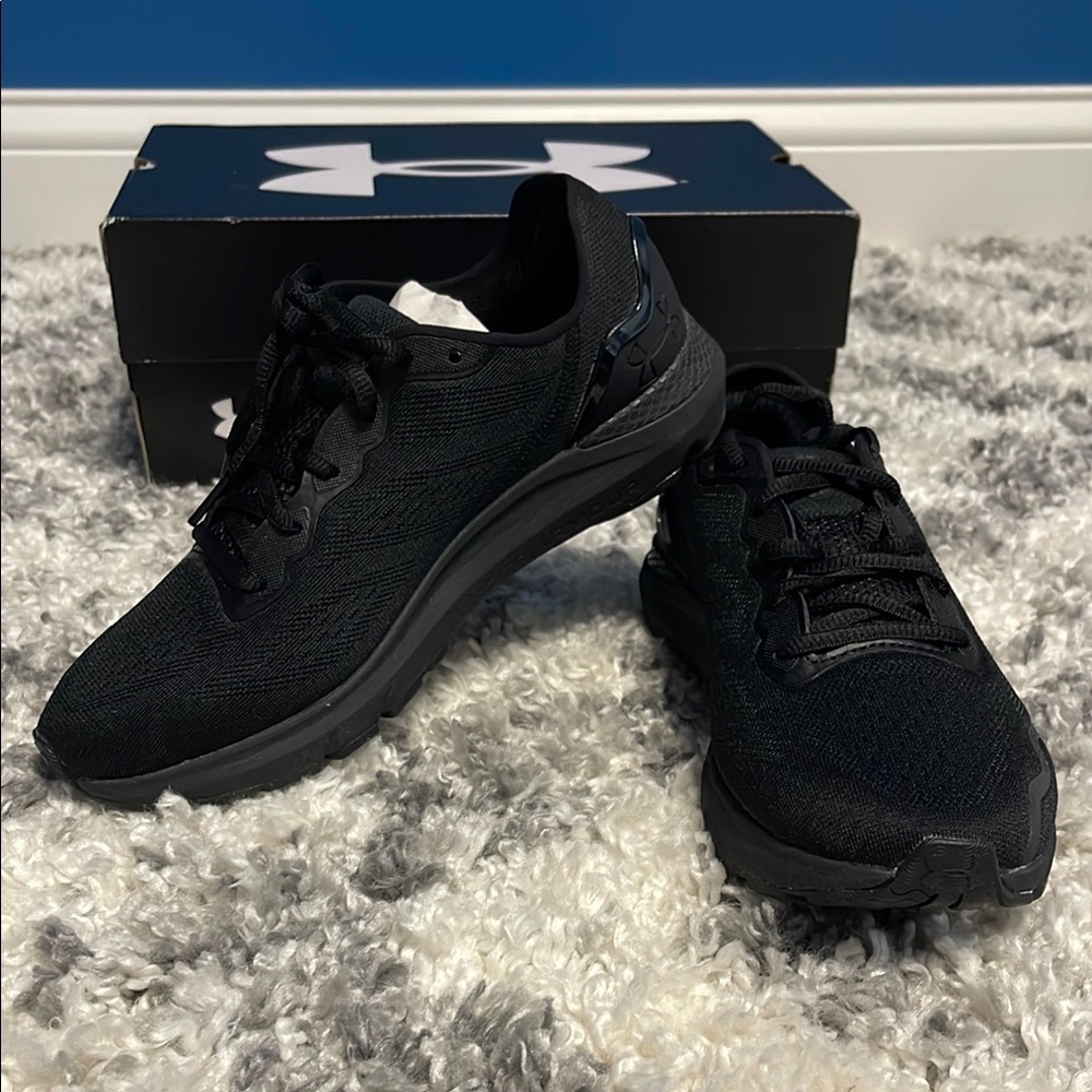 Under Armour Black HOVR Sonic 6 Athletic Shoes